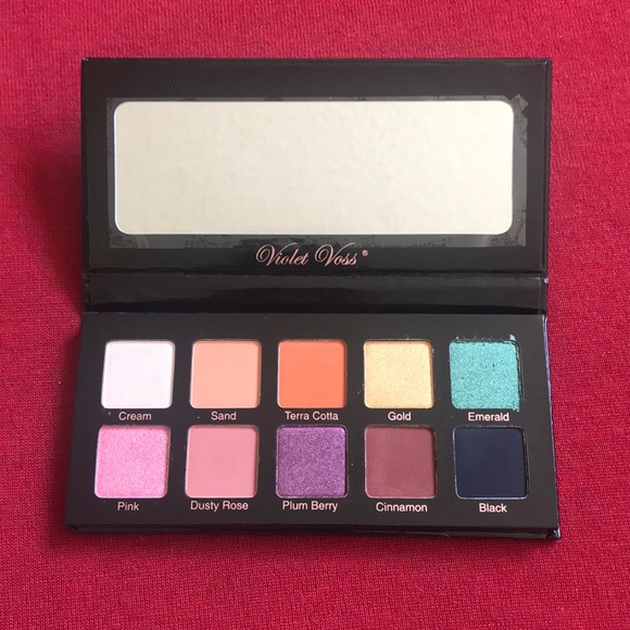 VIOLET VOSS Pro Series Eyeshadow Palette - Picture 4 of 6